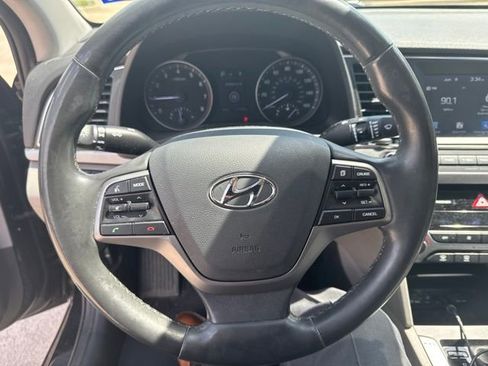 Used 2018 Hyundai Elantra Value Edition FWD image 5