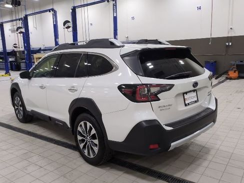 Used 2023 Subaru Outback Touring XT image 15