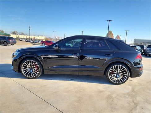 New 2026 Audi SQ8 Prestige image 4