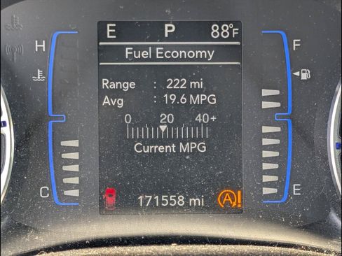 Used 2020 Chrysler Pacifica Touring-L FWD image 9