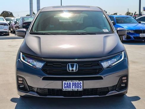 New 2026 Honda Odyssey Touring image 4