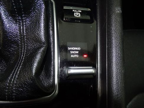 Certified 2023 Jeep Compass Latitude w/ Sun and Sound Group image 13