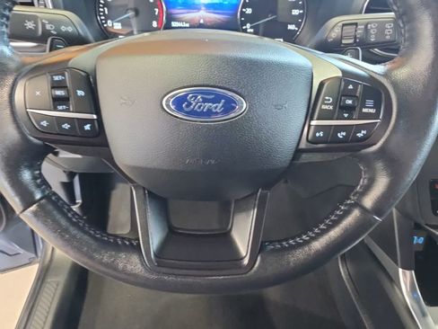 Used 2020 Ford Explorer XLT w/ Equipment Group 202A AWD/4WD image 25