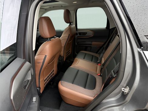 Certified 2025 Ford Bronco Sport Outer Banks w/ Outer Banks Tech Package+ AWD/4WD image 5