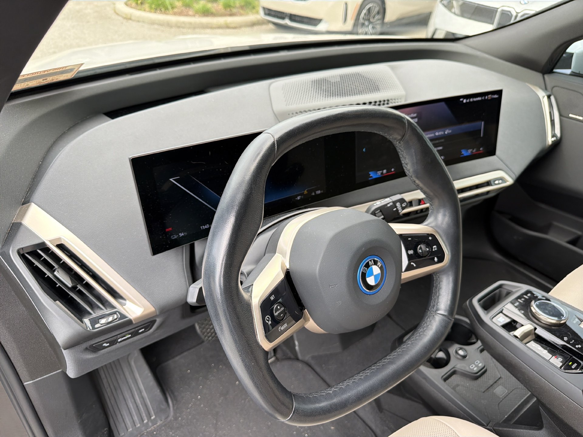 Certified 2024 BMW iX xDrive50 w/ Sport Package AWD/4WD image 20