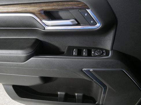 Certified 2023 GMC Sierra 1500 Elevation image 19