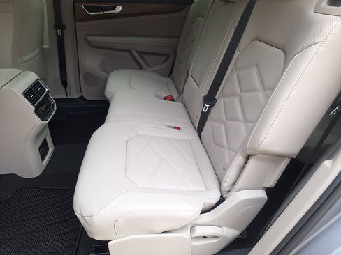 New 2026 Volkswagen Atlas SE image 22