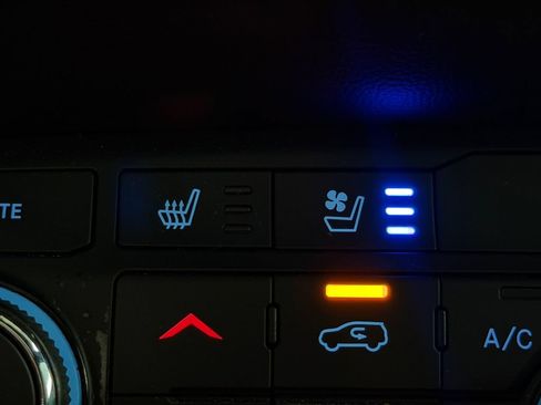Used 2023 Dodge Durango R/T RWD image 19