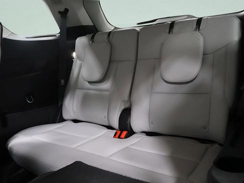 Used 2025 Ford Explorer Platinum w/ LUX Leather Package AWD/4WD image 24