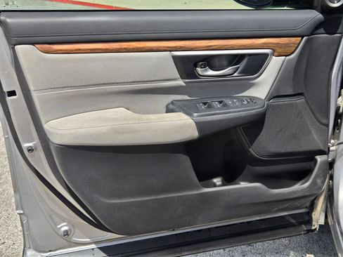 Used 2018 Honda CR-V EX image 10