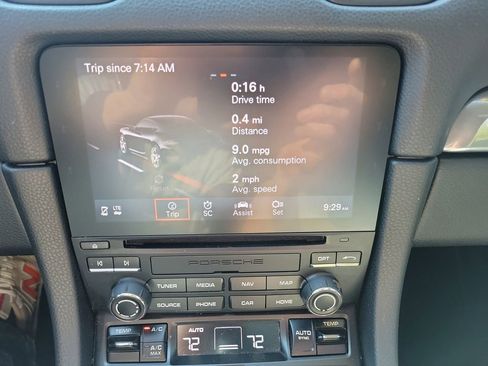 Used 2024 Porsche 718 Cayman S RWD image 21