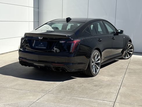 Used 2025 Cadillac CT5 V Blackwing RWD image 7