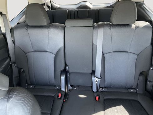 Used 2023 Subaru Ascent 8-Passenger AWD/4WD image 21