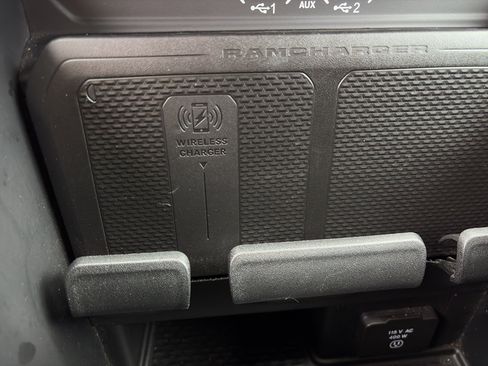 Used 2025 RAM 1500 Big Horn AWD/4WD image 13