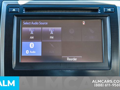 Used 2014 Toyota Camry LE image 35