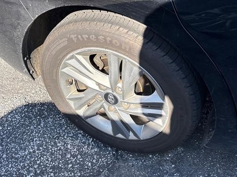 Used 2020 Hyundai Elantra Value Edition w/ Cargo Package (C1) image 7