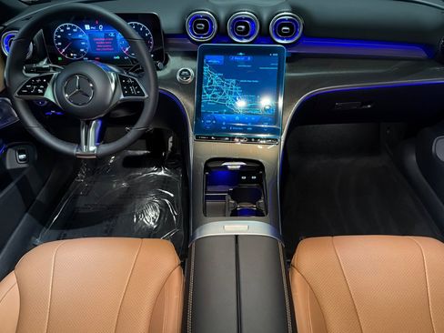 New 2027 Mercedes-Benz CLE 300 4MATIC Coupe image 12