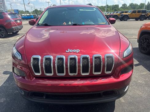Used 2016 Jeep Cherokee Latitude w/ Comfort/Convenience Group AWD/4WD image 7