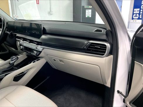 Used 2023 Kia Telluride S w/ S Sunroof Package AWD/4WD image 13