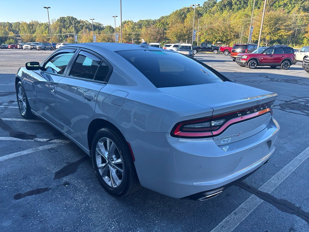 Used 2022 Dodge Charger SXT AWD/4WD image 6