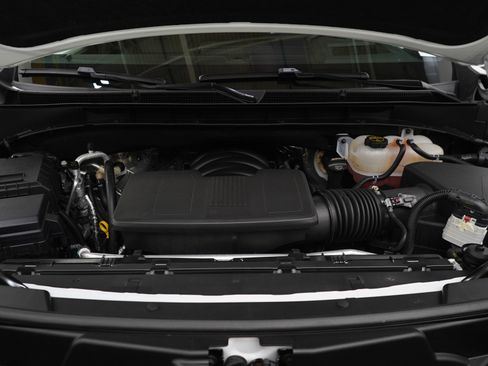 Used 2025 GMC Yukon XL Denali image 28