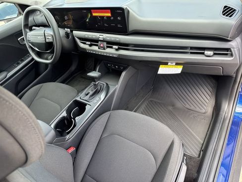 New 2026 Kia K4 FWD image 16