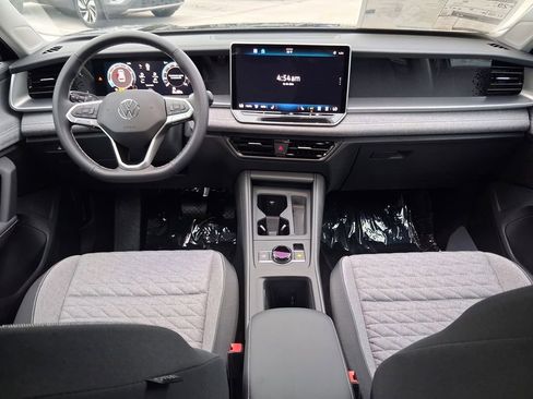 New 2026 Volkswagen Tiguan S FWD image 6