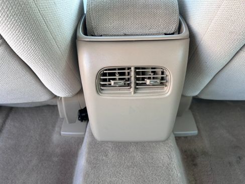 Used 2011 Buick Lucerne CX FWD image 28