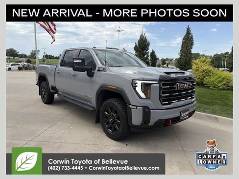 Used 2025 GMC Sierra 2500 AT4 w/ AT4 Premium Plus Package AWD/4WD image 1