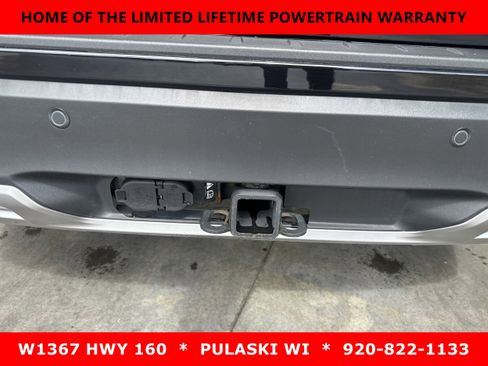 Used 2023 Ford Explorer XLT w/ Equipment Group 202A AWD/4WD image 9