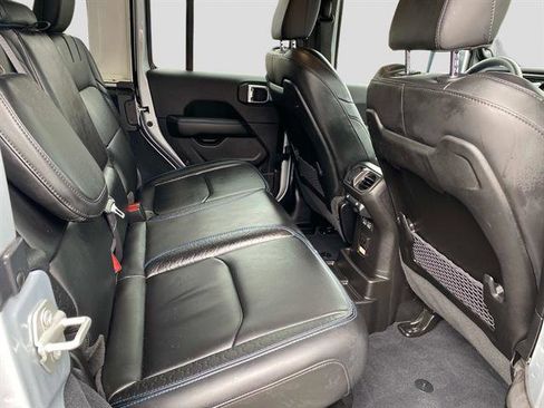 Used 2024 Jeep Wrangler High Altitude image 28