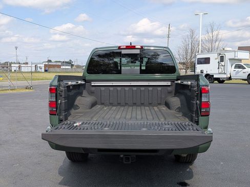 Certified 2025 Nissan Frontier SV w/ SV Convenience Package RWD image 28