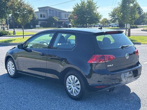 Used 2015 Volkswagen Golf Launch Edition FWD image 6