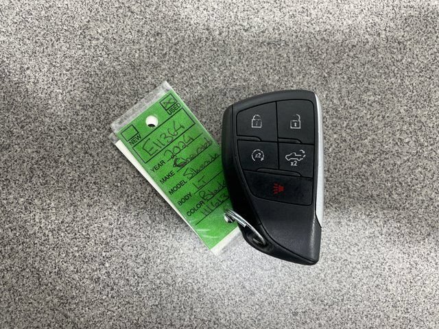Used 2024 Chevrolet Silverado 1500 LT AWD/4WD image 25