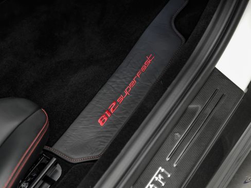 Used 2019 Ferrari 812 Superfast RWD image 66