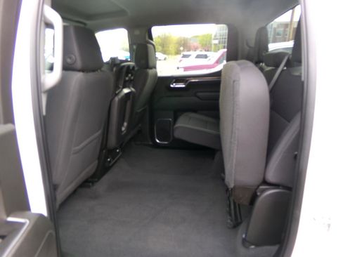 Used 2022 Chevrolet Silverado 1500 LT AWD/4WD image 35