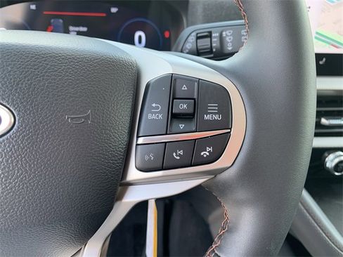 New 2025 Ford Explorer Active image 34