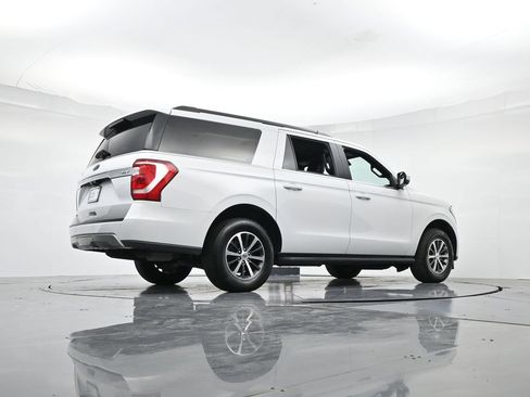 Used 2021 Ford Expedition Max XLT image 28