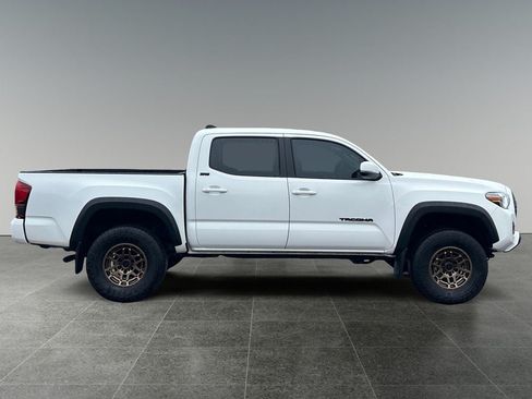 Used 2023 Toyota Tacoma 4x4 Double Cab w/ Trail Edition image 8