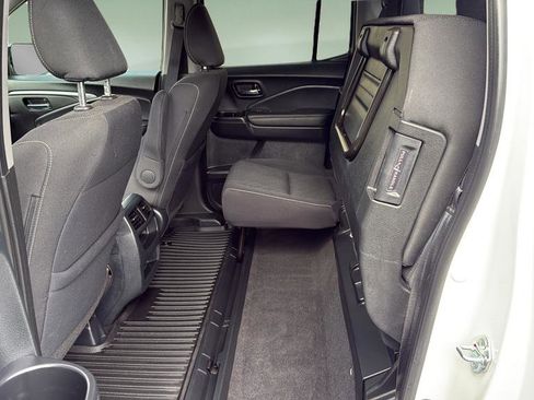 Used 2023 Honda Ridgeline Sport image 17