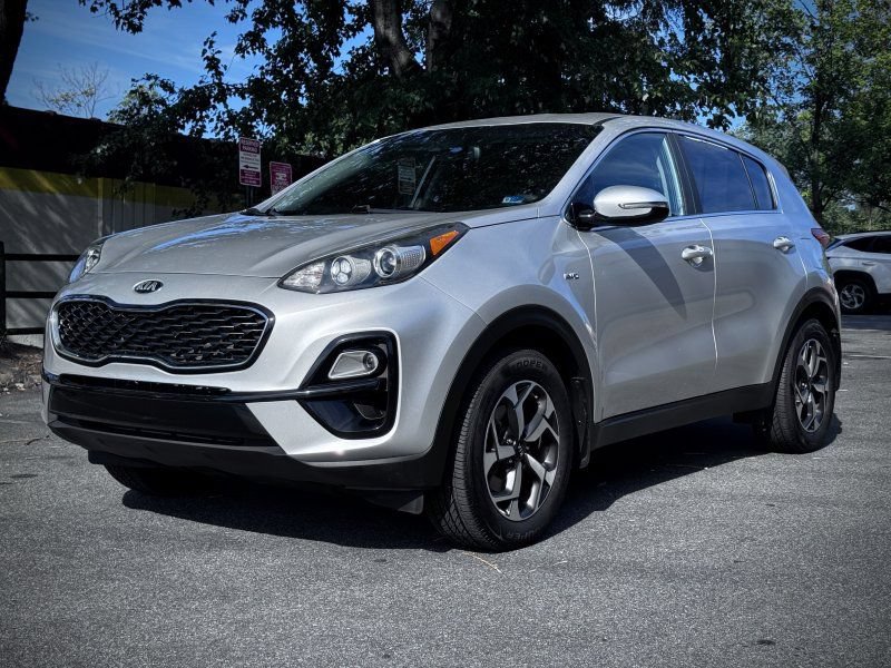 Used 2020 Kia Sportage LX w/ LX Popular Package AWD/4WD image 3