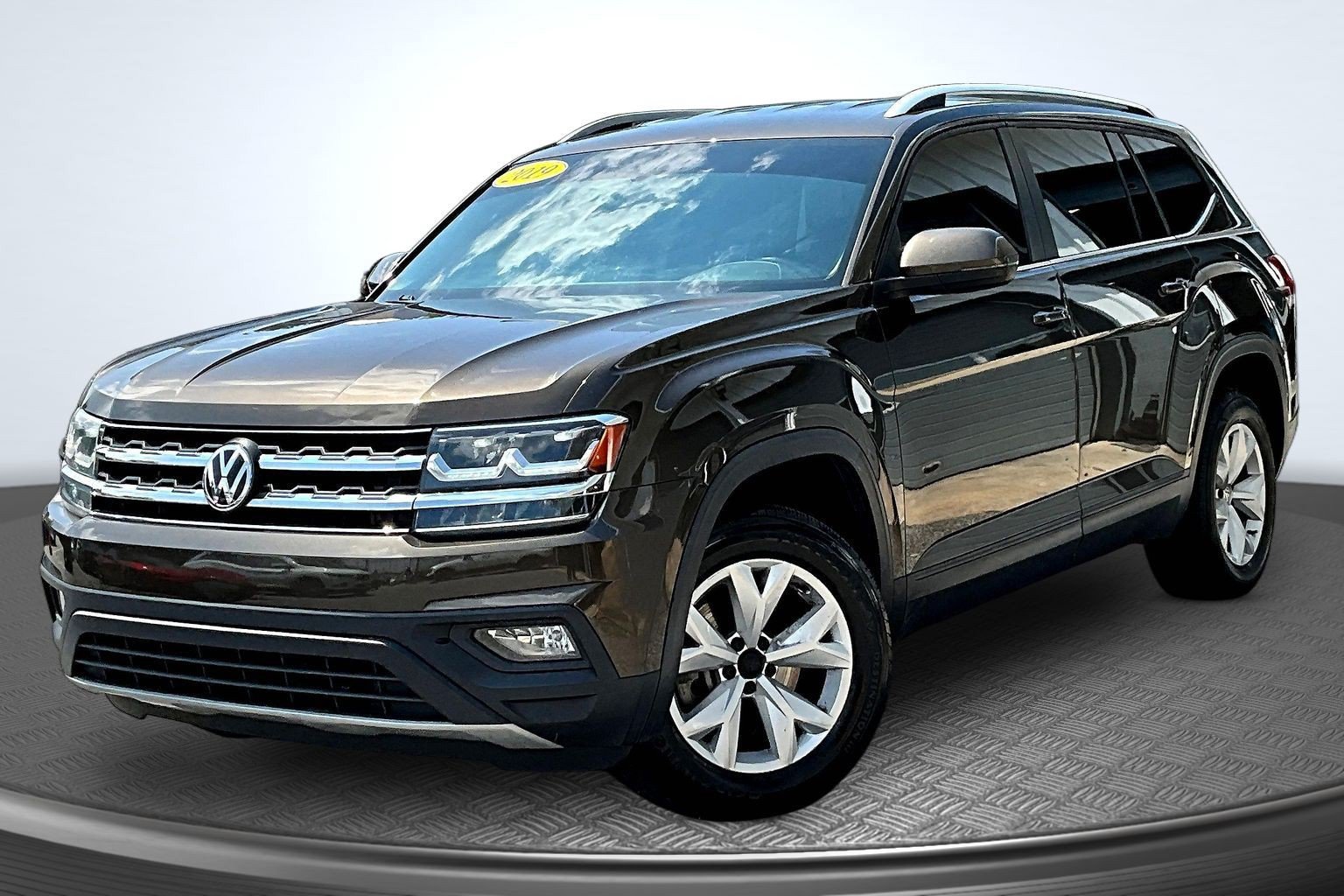 Used 2019 Volkswagen Atlas SE w/ Towing Package FWD image 1