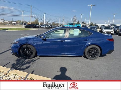 Certified 2025 Toyota Camry SE image 4