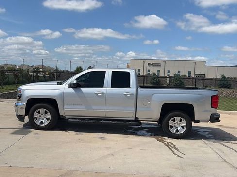 Used 2018 Chevrolet Silverado 1500 LT w/ All Star Edition RWD image 6