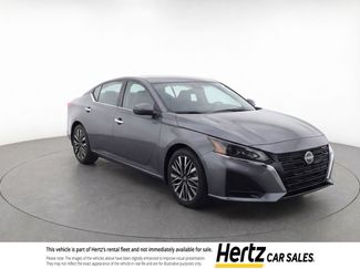 Used 2024 Nissan Altima 2.5 SV video 1