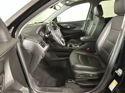 Used 2023 GMC Terrain SLT w/ Infotainment Package II AWD/4WD image 11