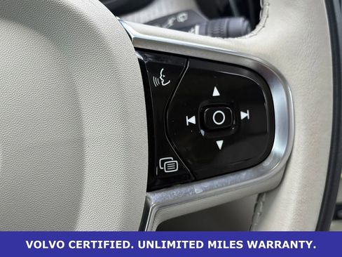 Certified 2024 Volvo XC60 T8 Ultimate w/ Protection Package Premier AWD/4WD image 18