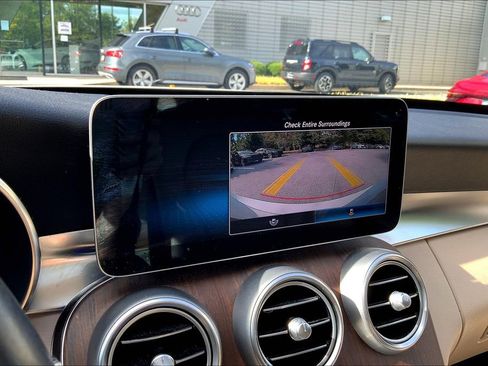 Used 2021 Mercedes-Benz C 300 4MATIC Sedan image 29