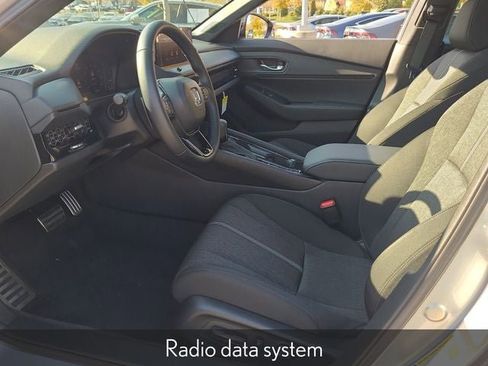 Certified 2025 Honda Accord Sport image 17