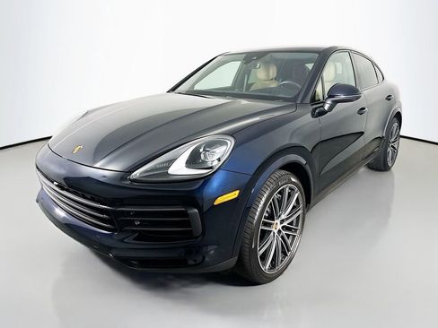 Used 2023 Porsche Cayenne Platinum Edition image 1